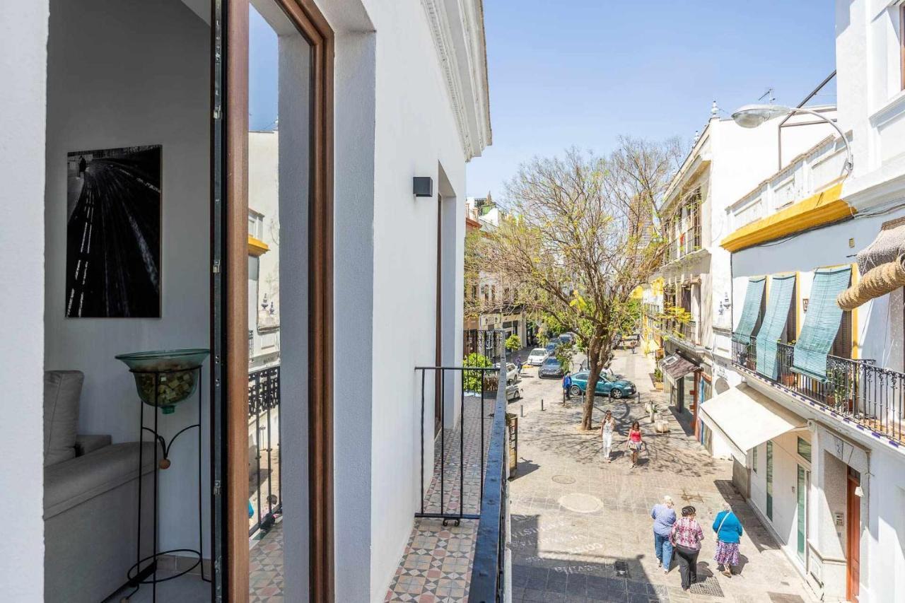 Comfy Away - Apartamento Exclusivo Mercado De Triana Con Balcon 塞维利亚 外观 照片