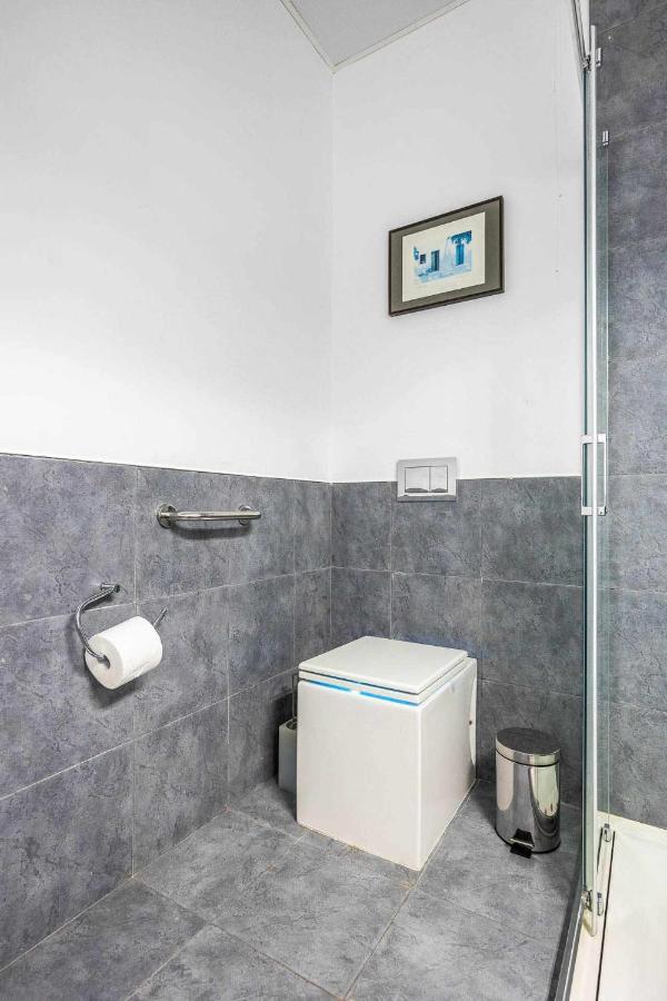 Comfy Away - Apartamento Exclusivo Mercado De Triana Con Balcon 塞维利亚 外观 照片